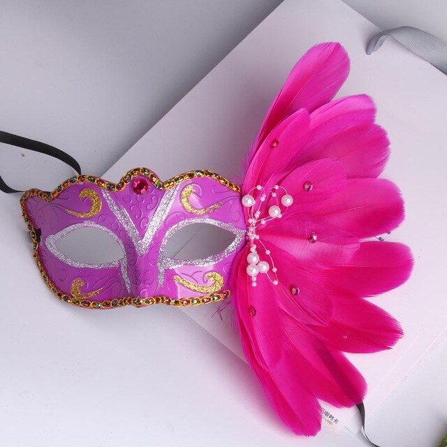Colombina Feather Mask